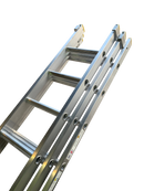 H7TP40 - 4.0m Aluminium Triple Extension Ladder